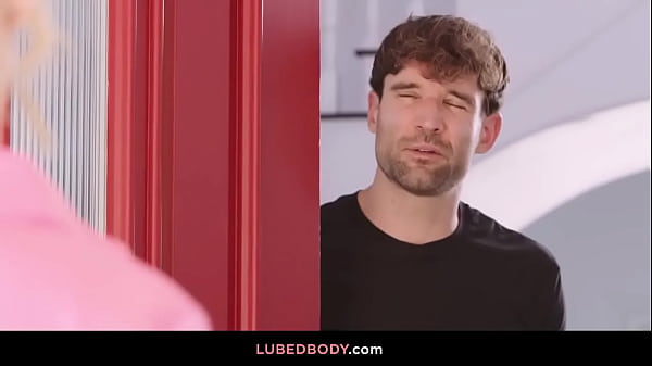 Image Seductive Sales Pitch
