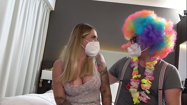Image Freaky Sex: German Sex in Carnival Outfit and With Masks