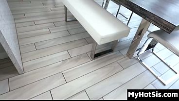 Image Stepsis Puts on A Dirty Show Fingering Her Pussy While Sniffing My Underwear - Myhotsis