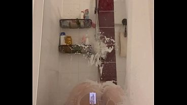 Image Cute teen loves to shower
