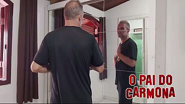 Image OPaidoCarmona fazendo a barba peladao