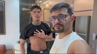 Image MARCOS GOIANO - TATUADO PUT&Atilde_O SOCANDO A PICA NO GA&Uacute_CHO DA BUNDA GRANDE - SEXO GAY BAREBACK - NOBRU E MARCOS GOIANO