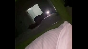 Image No ten&iacute_a con que pagarle al Uber y se la mame y le di el culo