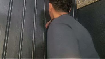 Image DEPOIS DA BALADA BATEU AQUELE TES&Atilde_O E LEVAMOS AMIGO PRA COMER NAS CABINES