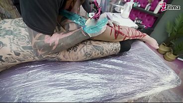 Image Stunning Tattoo Babe with Big Tits enjoys ANAL fuck while getting a Tattoo - ATM&Gaping