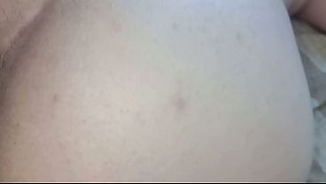Image NOVINHA DAR GOSTOSO DE QUATRO SUA BUCETA SUCULENTA E MELADINHA