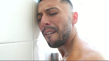 Image Gym Bros Swallow Each Other's Cocks In The Shower