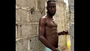 Image Big dick can make a bottom fuck anywhere