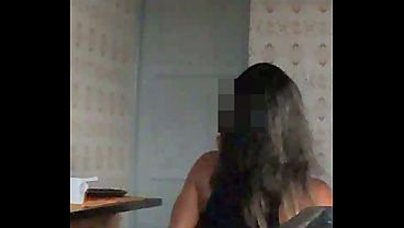 Image Surpresa pro corninho: chamei meu amante pra me fuder e esperei o marido chegar pra ver sua Hotwife dando pra outro!