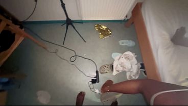 Image Negra tetona de culo grande tiene sexo apasionado con su padrastro