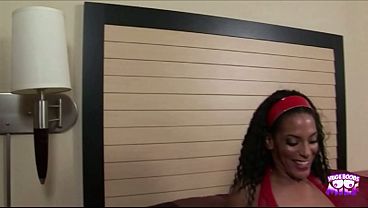Image Skinny black diva gets banged on the bed by a big black beef bayonet