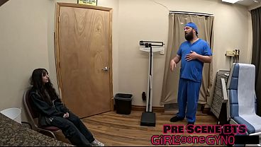 Image Alice Roses 1st Gyno Exam
