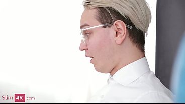 Image A psychologist fucking a babe