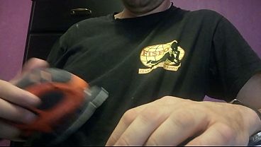 Image playing myself with the incr&eacute_dible machine ! with explosing cum !!! free vid now !