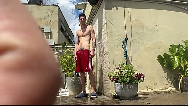 Image Fiquei curioso pra ver oque o vizinho tava fazendo no terra&ccedil_o