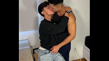 Image FAZENDO O TWINK DE FEMEA