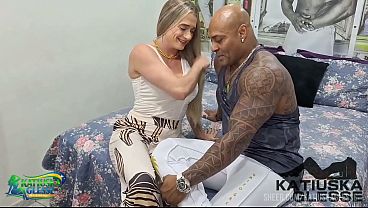 Image Inter-racial no RJ: Loira MILF carioca leva tudo no rabo do neg&atilde_o dotado.