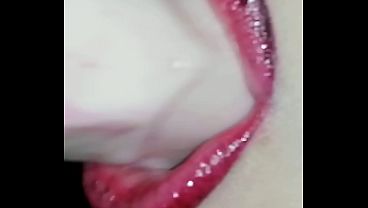 Image Stepmom Super Pussy. Sensual Red Lipstick