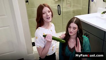 Image Teaching Me how To Move to Make Her Cum and Fuck Stepmom Harder - myfamlust
