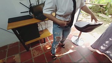 Image PARTE FINAL amigo desempleado me est&aacute_ follando, no me deja en paz hasta que le chupe la polla y se corra en mi cara... que rico