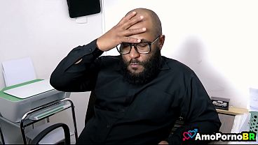 Image MEU MARIDO TENTAVA ESQUECER O PASSADO NA EMPRESA, MAS, ESTAVA DIF&Iacute_CIL