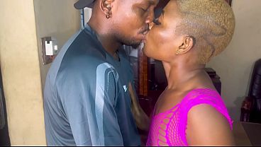 Image LEKKI BANGERS: MY BOYFRIEND KNOW HOW TO SUCK WELL