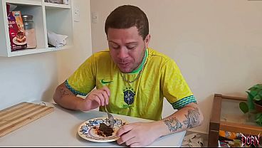 Image He wanted a taste of my cake so I had a taste of his sweet ass [ENGLISH SUBTITLES] (COMPLETE IN RED)
