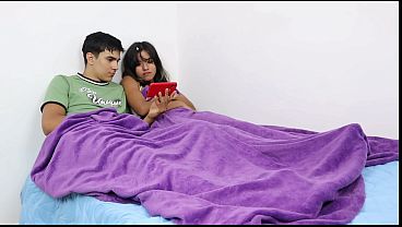 Image estabamos viendo peliculas pero se le puso la verga dura y me follo