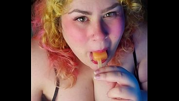 Image Strawbie popsicle time