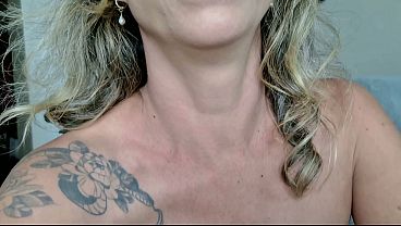 Image Housemaid MILF spreading and gapping her big pussy