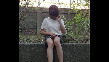 Image Shemale Ting Xuan Outdoor peeing Compilation