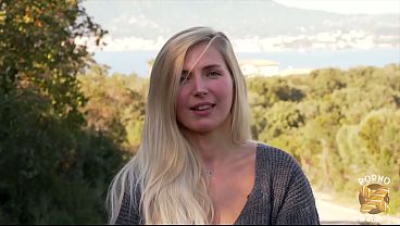 Image Chlo&eacute_, blonde torride, veut du sexe hard !