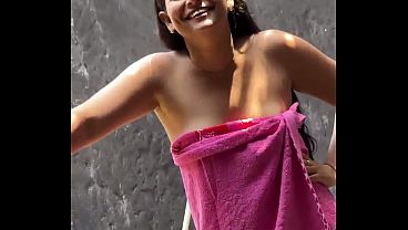 Image VECINA PORFAVOR AYUDAME YO TE PAGO 14 min1080p