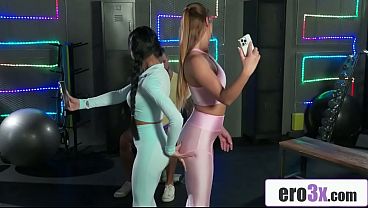 Image Gym Influencer Sluts Teach Buff Stud a Lesson in Pleasure