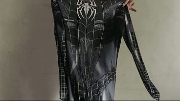Image NGENTOTIN CEWEK COSPLAY SPIDERMAN HITAM SAMPAI KELUAR DI MEMEK BERKALI KALI - BOKEP INDONESIA TERBARU
