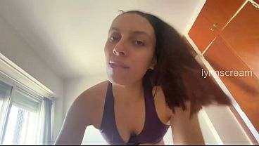 Image Waking up horny after sharing bed with my stepsis