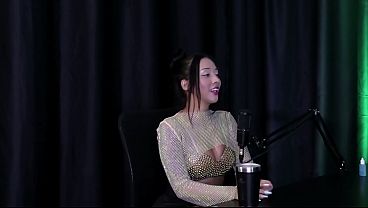 Image MELHORES MOMENTOS DO PAPO SAFADO E CHEIO DE PUTARIA COM A DEBORA ANDRADE NO PORN CAST BRAZIL - PARTE 2 (WATCH ON: SHEER/RED)