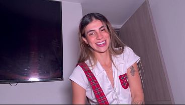Image Sorprendo a mi HERMANASTRO con una SEXY LENCER&Iacute_A, y lo hago acabar en mi GRAN CULO.