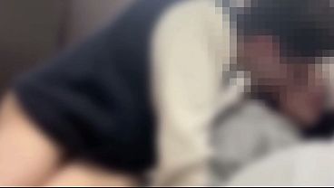 Image Flaca Horny de 18 A&ntilde_os Seduce al Pervertido de su Padrastro Para Cabalgarlo Hasta el Orgasmo