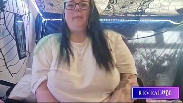 Image RevealMe || PRIVATE SESSION BABE STRIPS NAKED, PLAYS WITH BIG TITS, FINGERS HER PUSSY THEN VIBRATES TO ORGASM!
