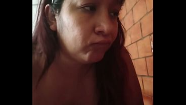 Image Me encanta despertarlo montando su verga, se la pasa contento todo el d&iacute_a