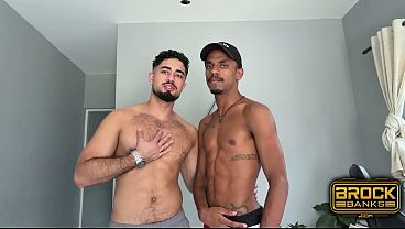 Image PEGA&Ccedil_&Atilde_O COM O VIZINHO DO LADO