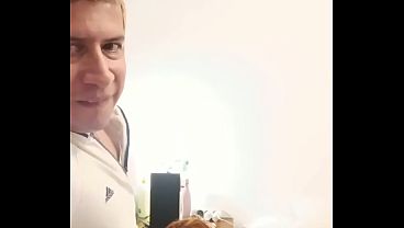 Image Mama cachonda le da unas buenas mamadas al amigo de su hijastro por miron