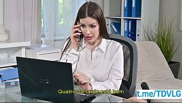 Image Secretaria Safada fode com entregador e colega de trabalho LEGENDADO