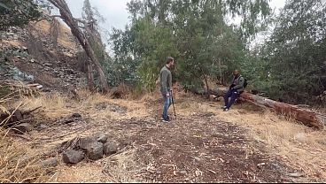 Image NEGRO DOTADO PEGA O DEFICIENTE NO PARQUE