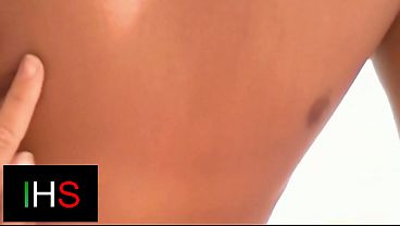 Image Sublime brunette girl with green eyes fucks divinely
