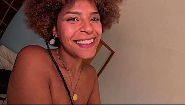 Image A preta gigante da bunda grande tem companhia no banho e no ensaio fotogr&aacute_fico