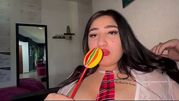 Image Colegiala Entrena Lengua con Padrastro ,Tetas Perfectas