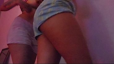 Image two lesbians hot shaking her ass