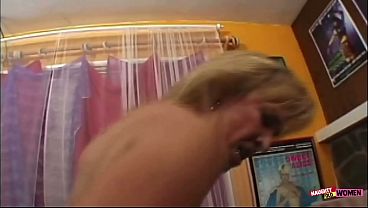 Image Mia gets her granny sugar walls pounded so hard she cannot stop moaning out loud